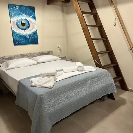 Lava Beach Suites Agia Galini Buitenkant foto