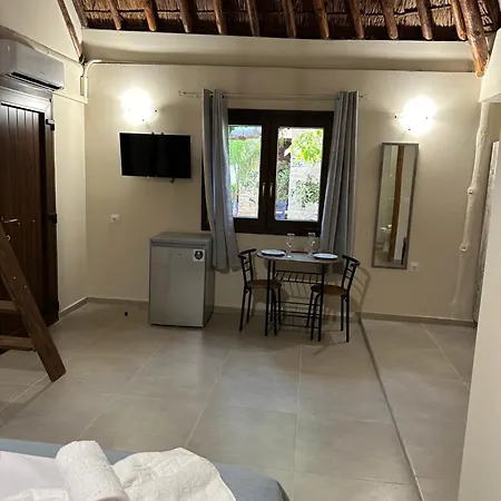 Lava Beach Suites Agia Galini Buitenkant foto