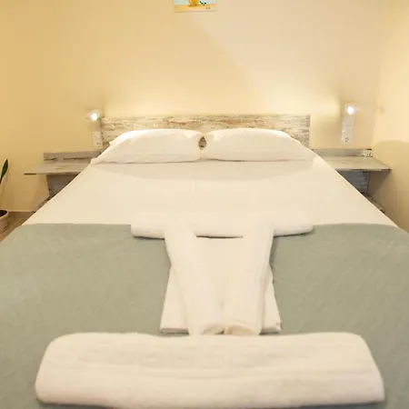 Lava Beach Suites Agia Galini Buitenkant foto