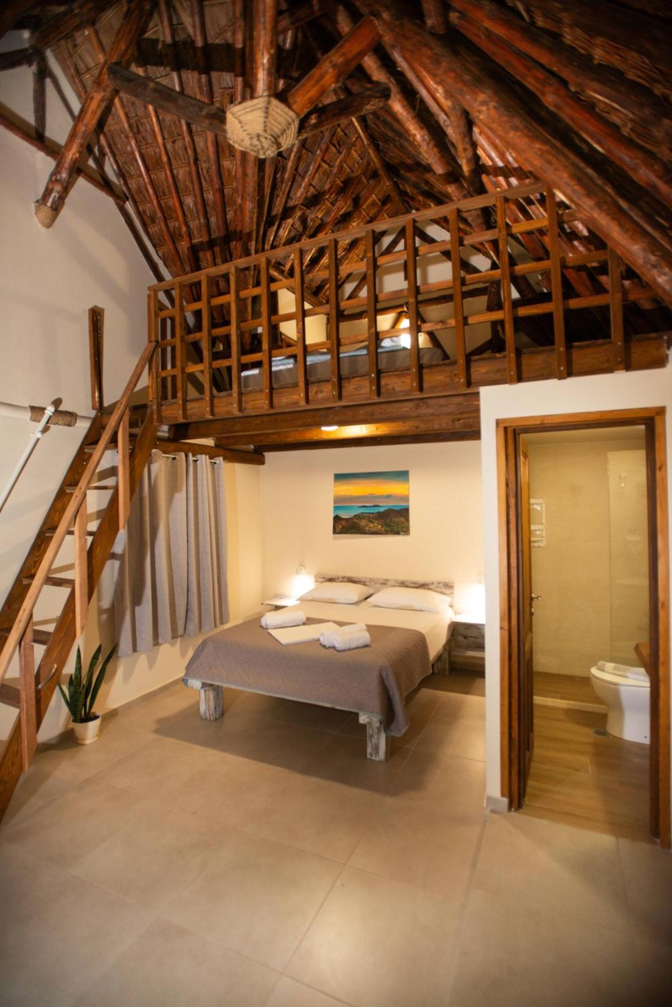 Lava Apartment Agia Galini
