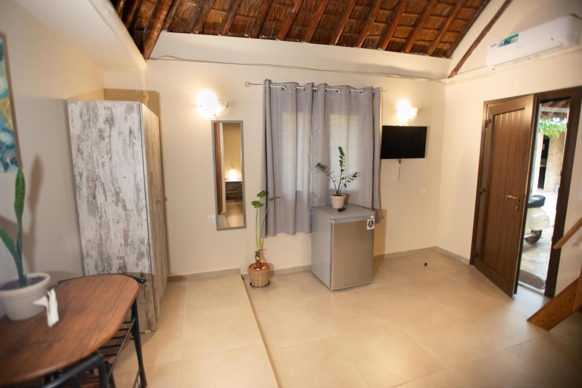 Lava Apartment Agia Galini (Crete)